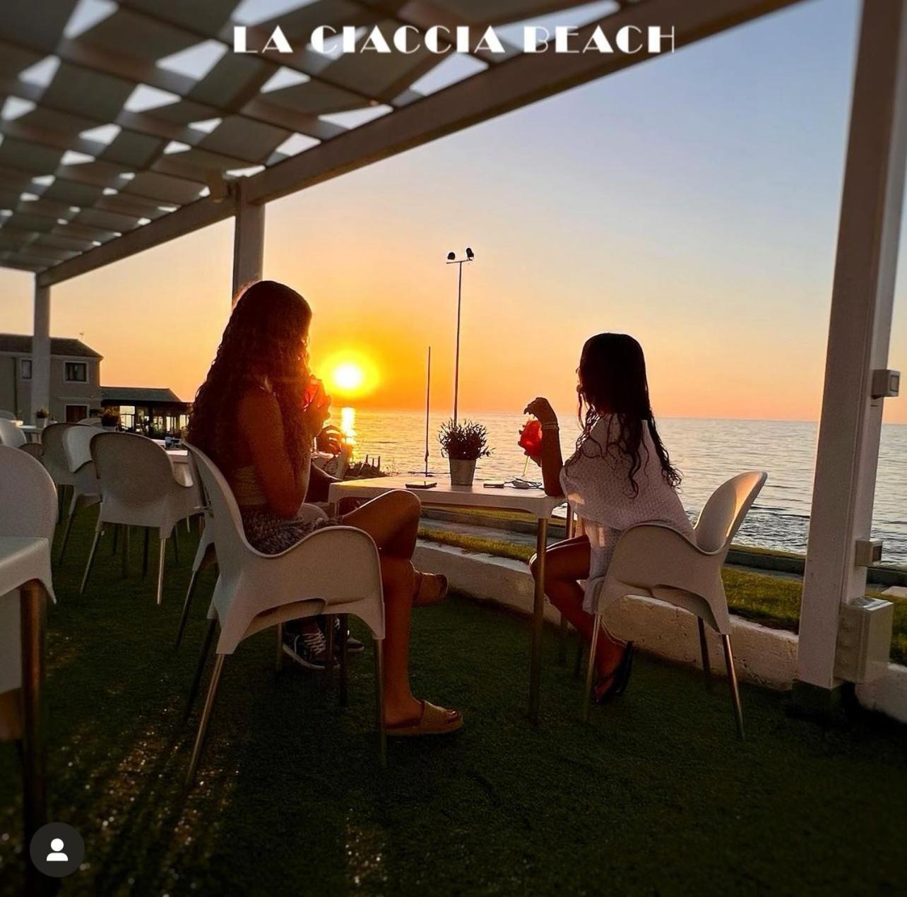 ואלדוריה Apartment Tramonto Sea-Front מראה חיצוני תמונה