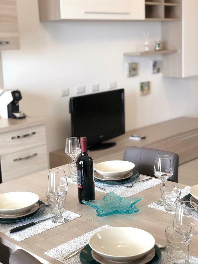 ואלדוריה Apartment Tramonto Sea-Front מראה חיצוני תמונה